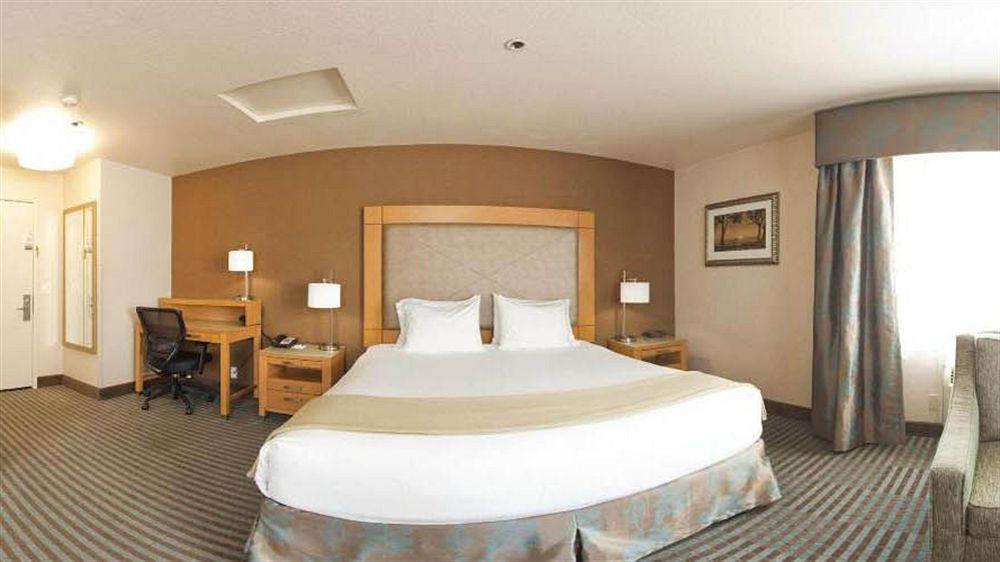 Express - Cannery Row By Ihg 3*