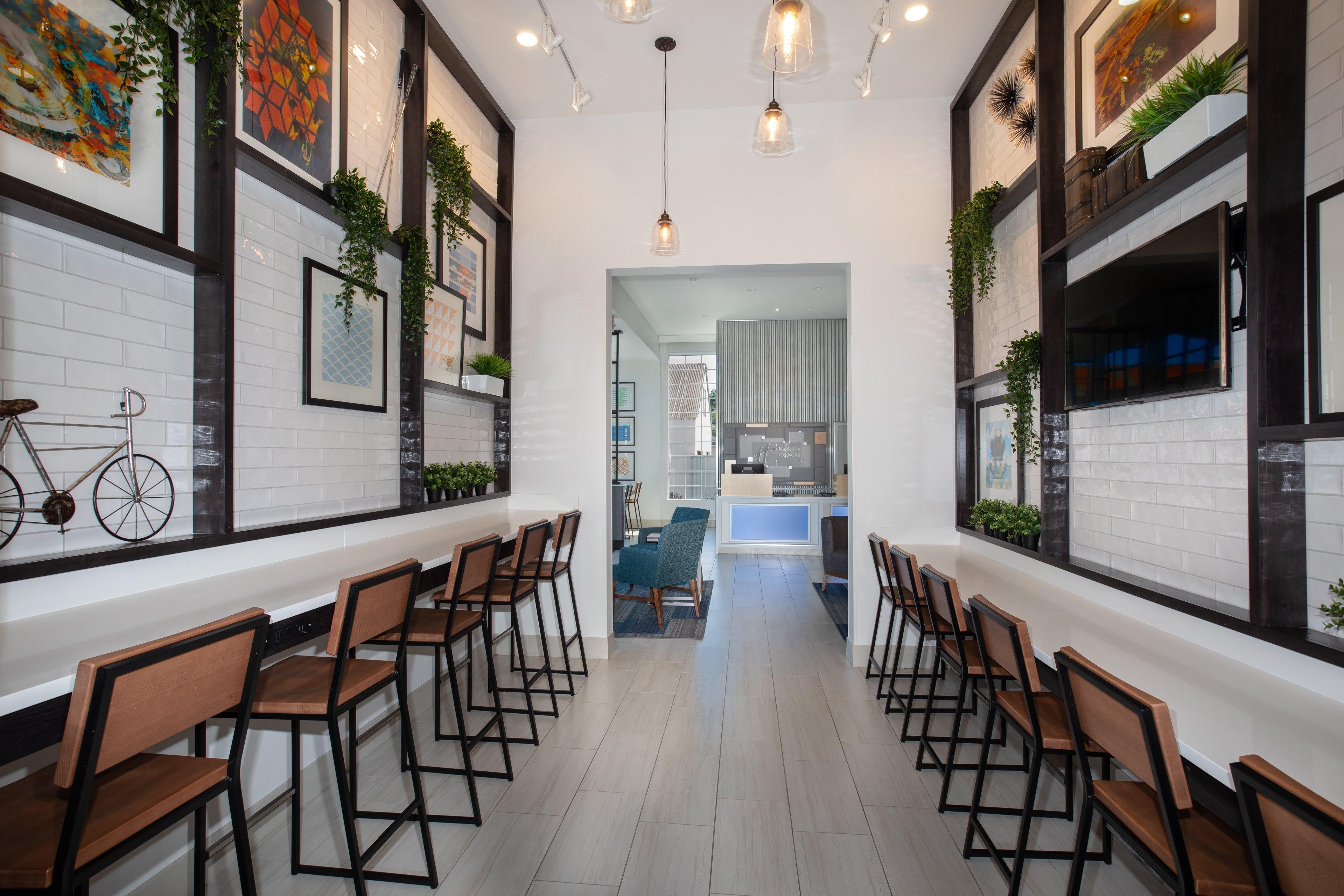 Resort Express - Cannery Row By Ihg